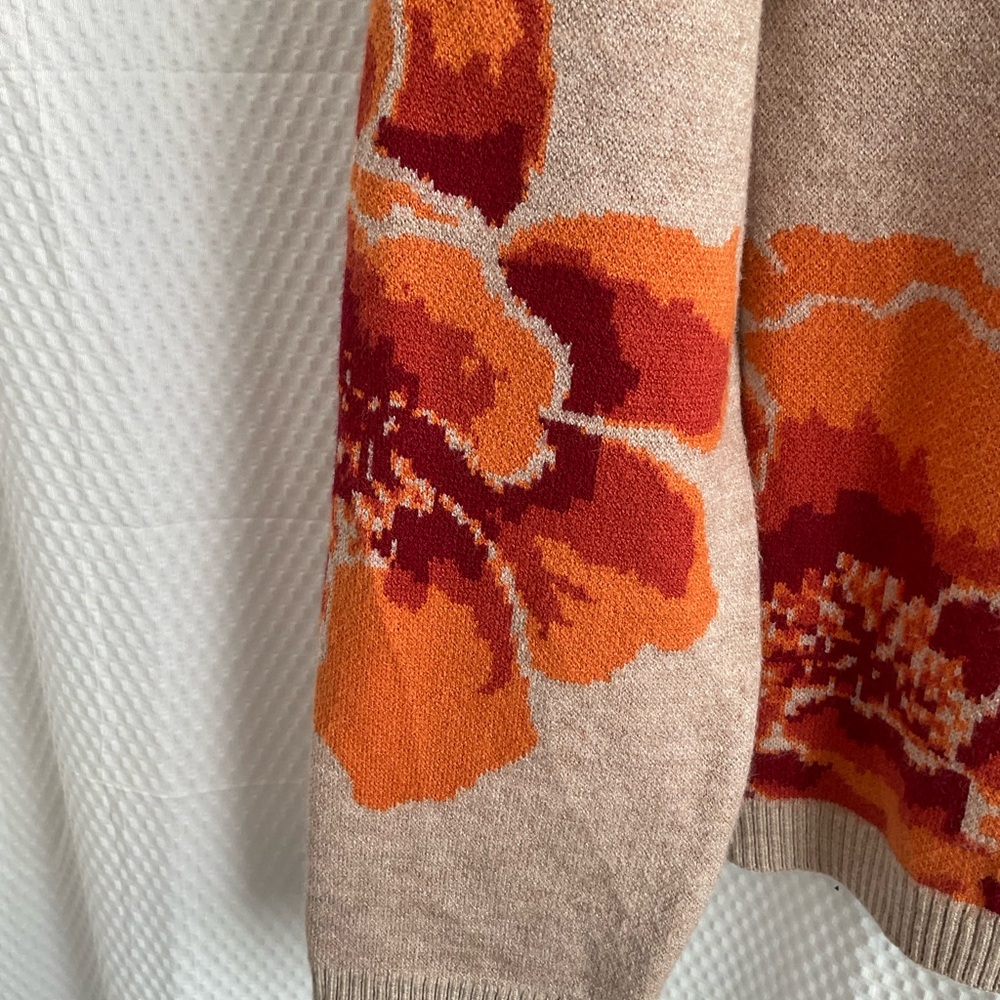 Cynthia Rowley Crewneck Floral Sweater Size L - Picture 3 of 7